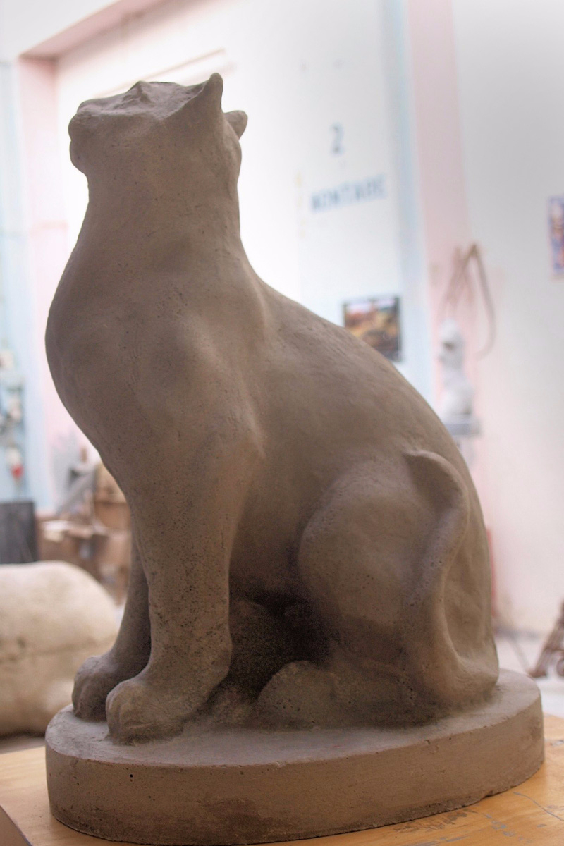Skulptur einer Katze aus Beton